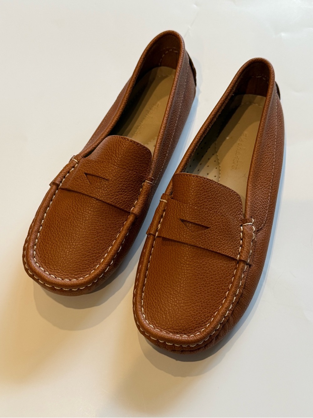 Elephantito sz 4 Boys Classic Penny Loafers in Chestnut Brown never worn